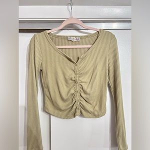 Sort long sleeve with buttons down the front